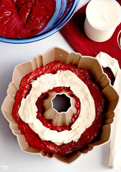 Red Velvet With Cream Cheese Filling, Red Velvet Bundt Cake With Cream Cheese Filling, Bundt Cake With Cream Filling, Red Velvet Cream Cheese Bundt Cake, Red Velvet Dump Cake Recipes, Cream Cheese Filled Bundt Cake, Red Velvet Bundt Cake With Cream Cheese, Red Velvet Bunt Cake, Red Velvet Cake Mix Recipes