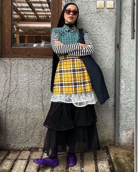 how come it’s Thursday already? outfit deetz: stripes top —— thrifted necklace —— @berenice__berenice__ green top —— thrifted yellow skirt —— thrifted @benetton lace wrap skirt—— @callie.cotton black skirt —— @yestoday.studios shoes —— @svec_st bag —— secondhand @grofe_ . . . . . . . outfit rotation. outfit repeater. layering style. modest fashion. semi maximalist. multiway fashion. casual look. vintage clothing. secondhand fashion. outfit inspo. style inspiration. thrifting fashion.... Mini Skirt Layered Outfit, Interesting Layered Outfits, Modest Maximalist Fashion, Maximalist Casual Outfit, Modest Alternative Fashion, Maximalist Outfit, Maximalist Outfits, Outfit Rotation, Outfit Repeater