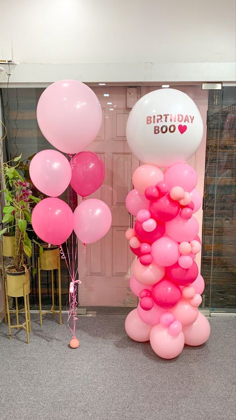 Birthday Marquee, Balloon Pillars, Birthday Glam, Balloons Ideas, 1st Birthday Party For Girls, Birthday Party Decorations Diy, Balloon Backdrop, Balloon Columns, Surprise Party