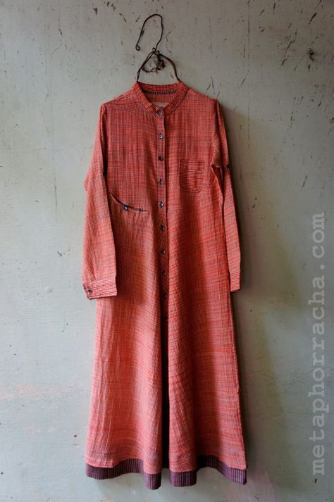 Linen Wardrobe, Khadi Fabric, Dress India, India Fabric, Kurta Patterns, India Dress, Kurta Dress, Embroidery Designs Fashion, Cotton Suits