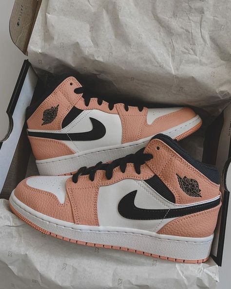 Air Jordan 1 Mid Pink Quartz, Jordan 1 Mid Pink Quartz, Air Jordan 1 Custom, Air Jordan 1 Mid Digital Pink, Jordan 1 Custom, Jordan 1 Mid Pink, Air Jordan Outfit, Custom Air Jordan 1, Jordan Outfit