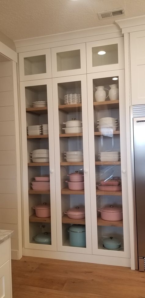 le creuset display cabinet.  #777farmhouse #triple7farmhouse #frenchfarmhouse #triple7homestead #lecreuset Le Creuset Styling, Display Cabinet In Kitchen, Displaying Le Creuset, Le Creuset Display Kitchens, Le Creuset Pot Storage Ideas, Le Creuset Storage Jars, Le Creuset Organization, Le Creuset Collection Display, Le Creuset Storage Ideas