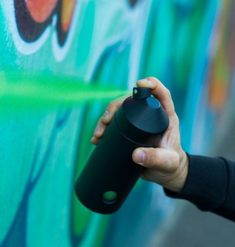 Spray Can Aesthetic, Spray Painting Pose, Graffiti Tracer, Business Mural, Black And White Mural, Graffiti Sketches, Spray Paint Can, Batman Comic Wallpaper, Minimal Color Palette