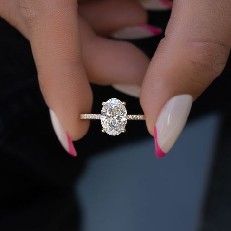 Keyzar Jewelry on Instagram: "When our beautiful #KeyzarCrownKamelie meets a gorgeous 2.5 carat Oval cut diamond 💎 Swipe to see it from more angles 💍 . . . . . . . . . . . . . . . #ovalcutdiamond #ovaldiamond #ovaldiamondring #ovaldiamonds #yellowgold #yellowgoldengagementring #yellowgoldring #jewelryoftheday #jewelleryoftheday #ringoftheday #jewelryofinstagram" Keyzar Jewelry, Oval Diamond Ring, Yellow Gold Engagement Rings, Oval Cut Diamond, May 31, Oval Diamond, Yellow Gold Rings, Wedding Stuff, Oval Cut