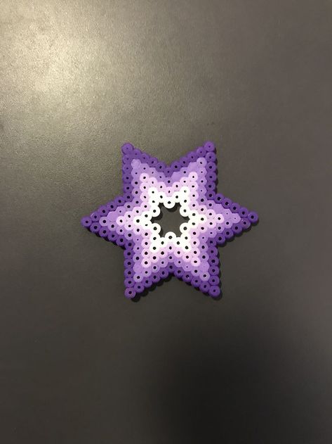 Bead Star, Christmas Perler Beads, Easy Perler Beads Ideas, Gazing Ball, Perler Beads Designs, Perler Bead Patterns, Hama Beads, Bead Designs, Perler Beads