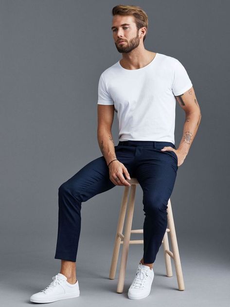 Minimalist Moda, Minimalist Fashion Men, Mens Summer Outfits, Mens Casual Outfits Summer, Stylish Men Casual, Mens Casual Dress Outfits, Elegante Casual, Mens Fashion Casual Outfits, Stylish Mens Outfits