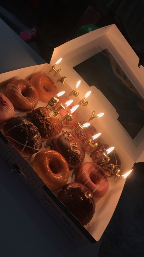 #krispykremedonut #birthdaycakeideas #birthday Donut Stack Cake, Krispy Kreme Cake, Krispy Kreme Birthday, Party Food Bars, 20th Bday, Krispy Kreme Donuts, Photography Birthday, How To Stack Cakes, Food Bars