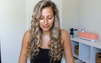 Over Night Curls, Night Curls, Gamle T Shirts, Heatless Curls Tutorial, Funky Diy, Short Hair Updo Tutorial, Parting Hair, Overnight Curls, Diy Sandals