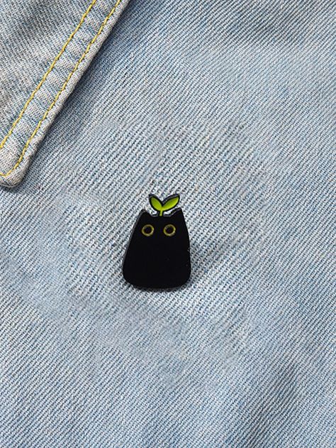 1pc Little Cat Brooch Creative Cute Black Cat Enamel Anime Pin Metal Paint Badge Backpack Clothing Accessories Animal Theme Jewelry DecorI discovered amazing products on SHEIN.com, come check them out! Bag Pins Aesthetic, Bag Accessories Diy, Gothic Bag, Cat Enamel Pin, Backpack Pins, Bag Pins, Life Series, Silly Things, Polymer Crafts