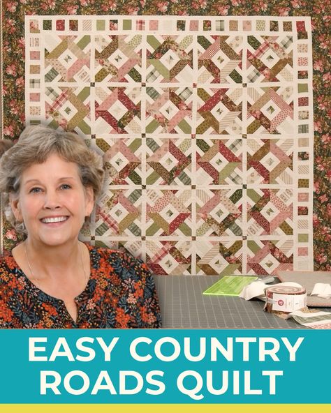 This country roads quilt is an easy and fun pattern made from a jelly roll(2.5-inch strips) and a honey bun roll(1.5-inch strips). Jenny Doan Tutorials, Jelly Roll Projects, Missouri Star Quilt Company Tutorials, Missouri Star Quilt Tutorials, Diy Joy, Jelly Roll Patterns, Quilt Blocks Easy, Honey Bun, Missouri Star Quilt Company