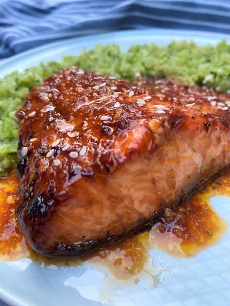 Keto Salmon Recipes Low Carb, Keto Dinner Recipes Salmon, Keto Sauce For Salmon, Keto Salmon Recipes, Keto Supper, Salmon Keto, November Recipes, Soy Salmon, Low Carb Salmon