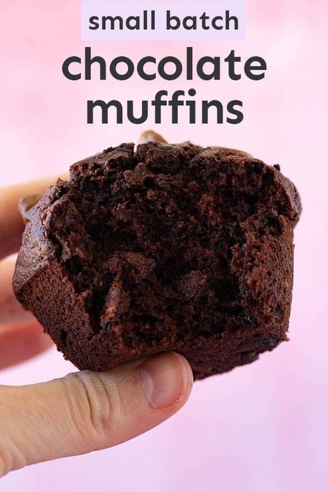 Chocolate Muffin Recipe Easy, Big Muffins, Small Deserts, Coffee Muffins, Batch Baking, Batch Recipes, Chocolate Muffin Recipe, Small Batch Baking, Chocolate Muffin