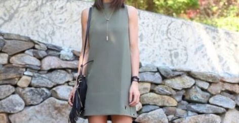 Outfit Minimalista, Military Chic, Gold Dresses, Style Casual Chic, Chic Dresses, Sport Dress, Look Casual, Sleek Look, Mode Inspiration