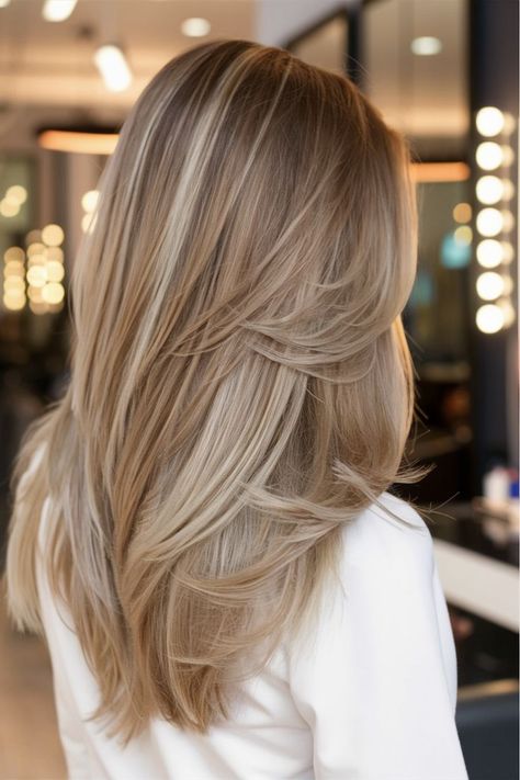 #blondehair #hairgoals #blondelife #blondebeauty #blondebombshell #blondetrend #blondeinspo #blondeambition #blondepower #blondelove #blondehairdontcare #blondehairinspiration #blondehairideas #blondehaircrush #blondehairaddict Blonde To Dark Brown, Dark Brown To Blonde Balayage, Brunette Curtain Bangs, Blonde To Dark, Balayage Layers, Trendy Balayage, Brunette Tones, Bangs Styles, Brown To Blonde Balayage