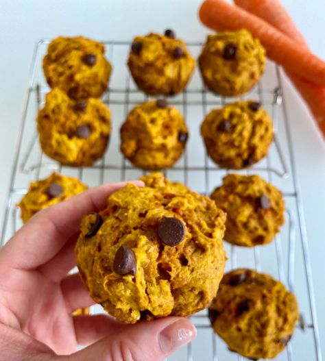 #Healthy #Delicious #Nutrition Carrot Pumpkin, Dietitian Recipes, Pumpkin Muffin Recipes, Pumpkin Chili, Hard Cooked Eggs, Muffin Batter, Pumpkin Muffins, Quick Lunches, Muffin Tins