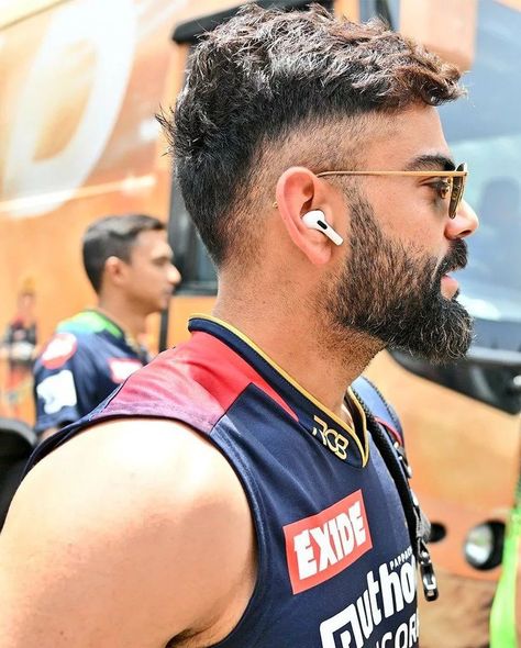 Virat Kohli Style, Kohli Hairstyle, Very Short Hair Men, Virat Kohli Hairstyle, Long Messy Hair, Beckham Hair, Short Hair For Boys, Guys Grooming, Short Fade Haircut