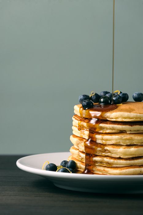 ah Pancake Photography, Oatmeal Pancakes Easy, Oatmeal Pancakes Recipe, Food Photography Dessert, Breakfast Photography, American Pancakes, Easy Oatmeal, Oatmeal Pancakes, Tasty Pancakes