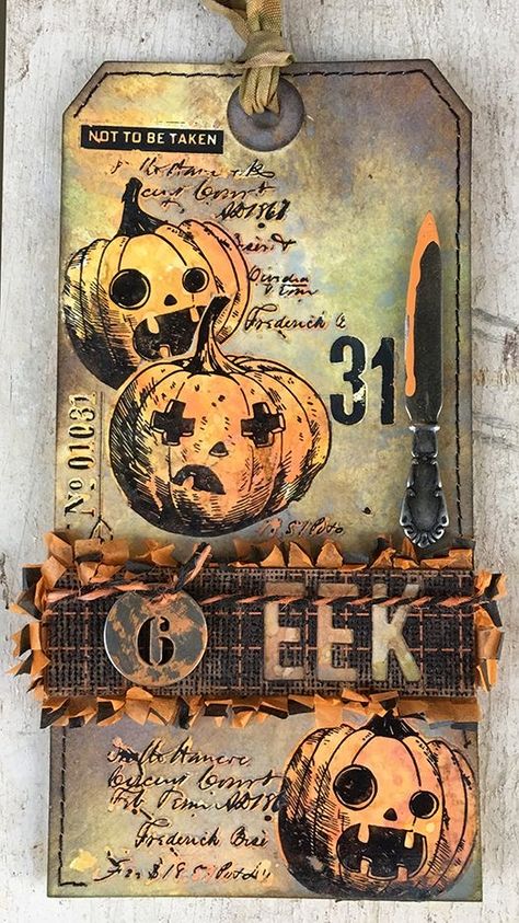 Journal Fodder, Scrapbook Tags, Halloween Crafting, Tags Design, Ink Techniques, Halloween Paper Crafts, Journal Tags, Carte Halloween, Tim Holtz Cards