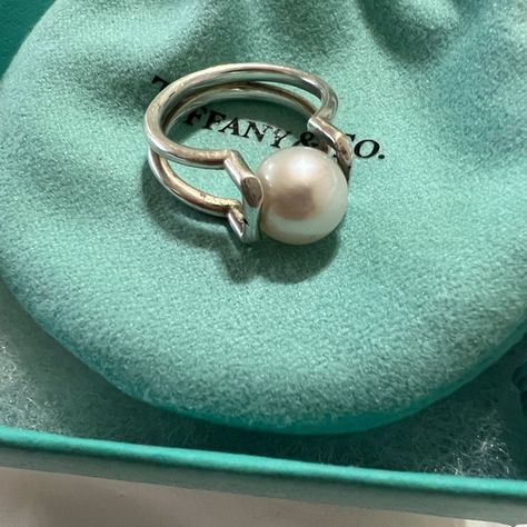 Tiffany’s sterling silver and pearl ring. Size 6 Tiffany Pearl Ring, Tiffany And Co Pearl, Tiffany Pearls, Tiffany Co Jewelry, Wedding Mood Board, Tiffany And Co, Wedding Mood, Pearl Ring, White Gold Rings