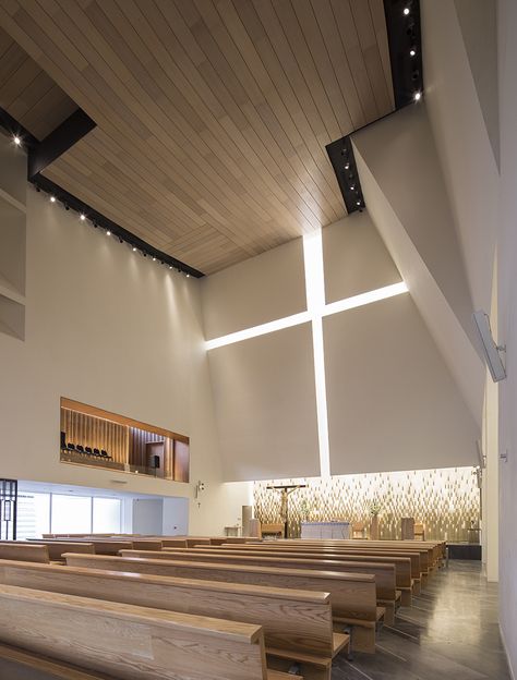 Church Design Architecture, Church Building Design, Church Interior Design, Church Inspiration, Modern Church, Church Stage Design, Church Stage, Sacred Architecture, Church Interior