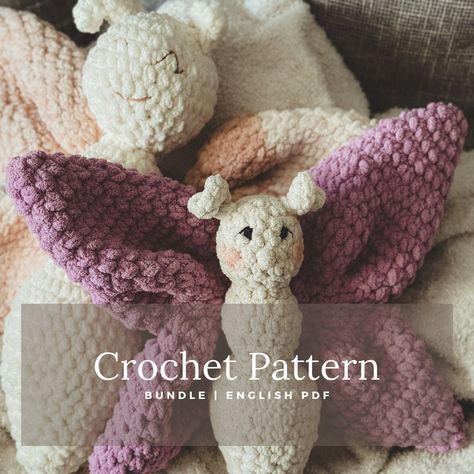 Crochet Snuggler, Butterfly Crochet, Slip Stitch Crochet, Plushie Crochet, Crochet Lovey, Crochet Blanket Designs, Crochet Butterfly, Yarn Sizes, Crochet Baby Hats