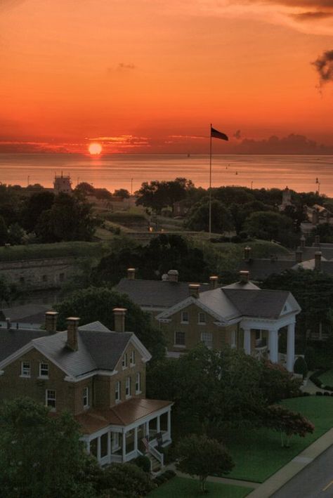 Sunset on Fort Monroe, Hampton VA... Loved living here :) Beachside Restaurant, Coastal Virginia, Hampton Virginia, City By The Sea, Hampton Bays, Lighthouse Pictures, Virginia Is For Lovers, Virginia Homes, American Architecture