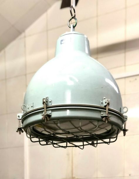 Nautical Pendant Lighting, Retro Stage, Restaurant Bathroom, Industrial Clocks, Nautical Lighting, Old Lights, Brass Pendant Light, Kerosene Lamp, Kitchen Pendant Lighting