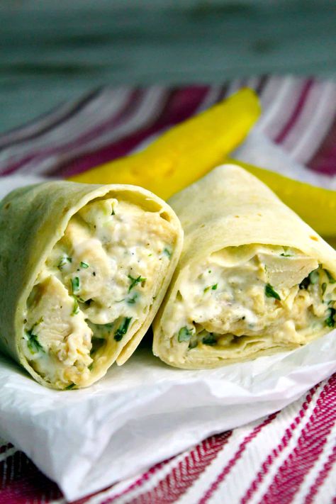 Ranch Chicken Wraps Chicken And Rice And Broccoli, Chicken Wraps Tortillas, Rotisserie Chicken Wrap, Leftover Chicken Wraps, Wrap Recipes For Lunch, Chicken Tortilla Wraps, Chicken Wrap Recipes Easy, Easy Chicken Wrap, Ranch Wraps