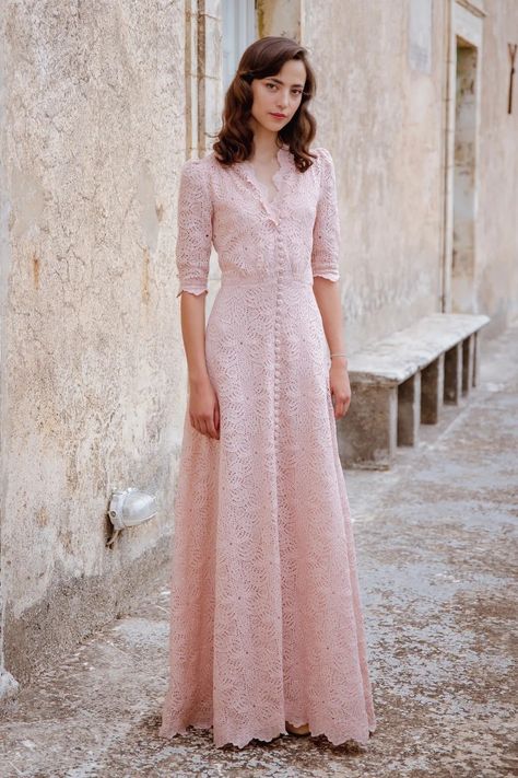 Luisa Beccaria 2023, 2024 Runway Trends, 1930s Inspired Fashion, Louisa Beccaria, Soft Dramatic Summer, Dramatic Summer, Cozy Chalet, Resort Runway, Resort 2024 Collection