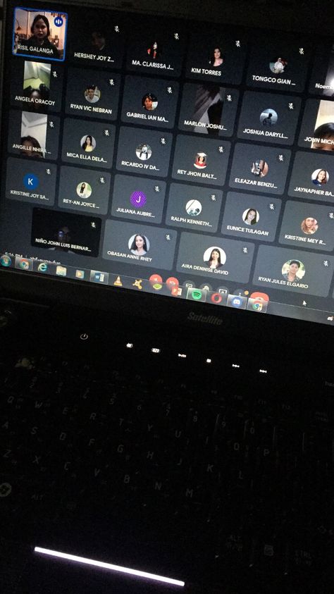 Online Class Aesthetic Pictures, Pap Zoom Laptop, Zoom Online Class Aesthetic, Zoom Class Picture, Online Class Fake Photo, Online Meeting Aesthetic, Working Aesthetic Laptop, Online Class Snap, Pap Zoom