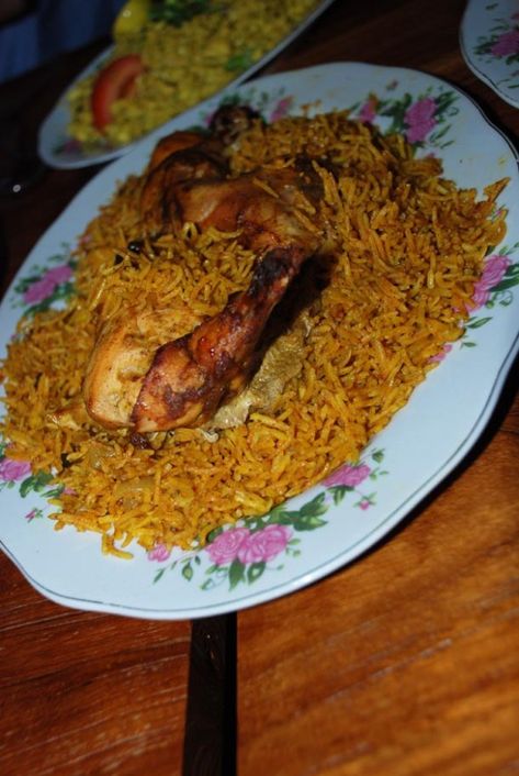 Majboos Recipe, Kabsa Recipe, Makanan Diet, Delicacy Food, Food Drink Photography, Vegetarian Snacks, Recipe Chicken, Indian Snack Recipes, Food Experiences