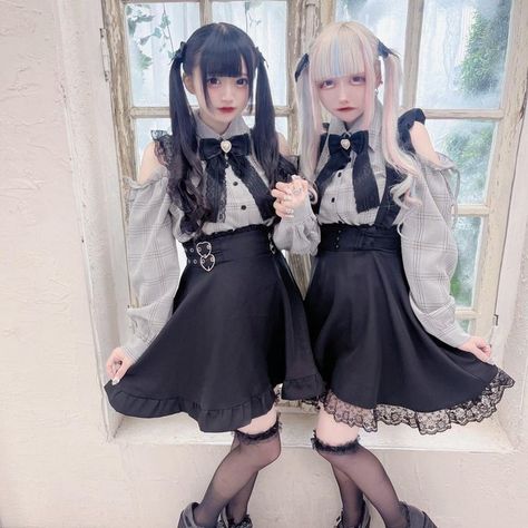 White Jirai Kei, Jirai Kei Outfits Casual, Casual Vkei, Jirai Kei Outfit Ideas, Jirai Fashion, Jirai Kei Aesthetic, Jirai Kei Makeup, Jirai Kei Outfits, Landmine Girl