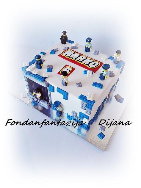 Police Lego Cake, Lego City Birthday Cake, Lego Police Birthday Cake, Simple Lego Cake, Lego City Cake, Police Themed Cake, Lego City Cakes, Lego Torte, Lego City Birthday