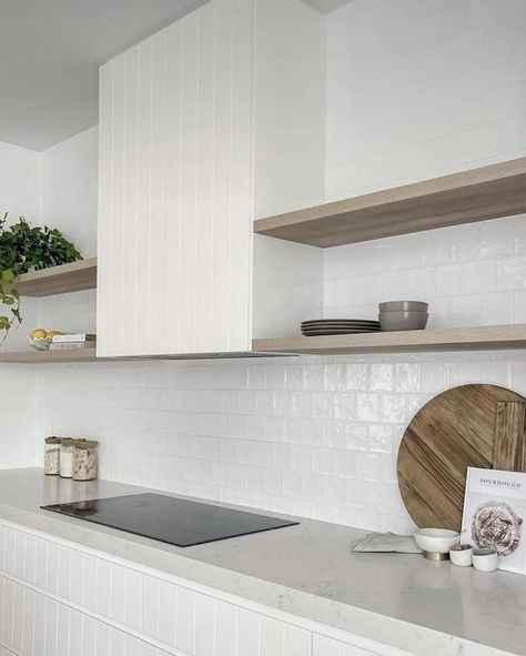 La Vida Homes (@la_vida_homes) • Instagram photos and videos White Kitchen Benchtops, White Benchtop Kitchen, Feature Rangehood, Rangehood Cabinet Ideas, White Splashback Kitchen, White And Timber Kitchen, White Tile Splashback, White Kitchen Splashback Ideas, Kitchen Splashback Ideas