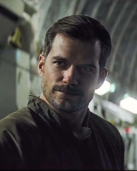 August Walker Aesthetic, Henry Cavill Mission Impossible, August Walker, Walker Aesthetic, Crew Cut Haircut, Moustaches Men, Superman Baby, Nice Smile, Love Henry