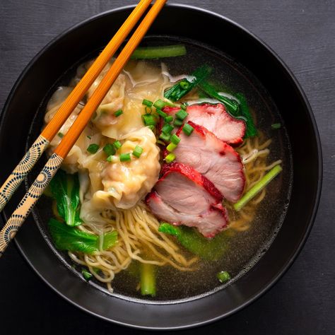 Bbq Pork Noodle Soup, Pork Noodle Soup, Wonton Noodle Soup, Noodle Soups, Char Siu Pork, Wonton Noodles, Marion's Kitchen, Pork Noodles, Wonton Recipes