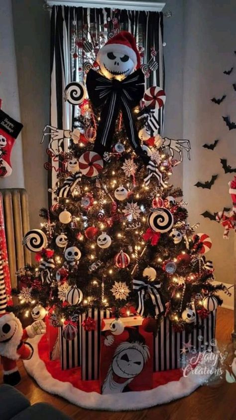 Nightmare before Christmas holiday decoration | Nightmare before christmas decorations, Nightmare before christmas ornaments, Nightmare before christmas halloween Nightmare Before Christmas Tree, Halloween Christmas Tree, Nightmare Before Christmas Ornaments, Scary Christmas, Nightmare Before Christmas Decorations, Christmas Tree Decorating Themes, Creepy Christmas, Nightmare Before Christmas Halloween, Dark Christmas