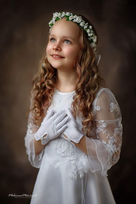 First Holy Communion Photography, First Communion Photo Ideas, Holy Communion Photoshoot, Communion Photo Ideas, First Communion Photoshoot, First Communion Photography, Communion Photoshoot, Communion Pictures, Communion Photos