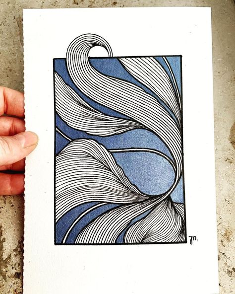 How To Draw Waves, Line Design Drawing, Fineliners Drawing, Zentangle Tattoo, Zendoodle Art, Line Tattoo Ideas, Lead Pencil, Fineliner Art, Freehand Drawing