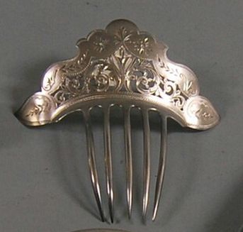 Victorian Sterling silver hair comb with elaborate cutwork, c. 1890 Antique Hair Combs, Back Combing, Victorian Hairstyles, High Hair, Vintage Hair Combs, Beach Wedding Hair, Bridal Hair Jewelry, Hair Adornments, Wedding Hair Flowers