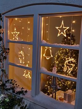 Very home curtain window light with christmas shapes - 100 x 350 cm suitable for indoor use, this curtain light will Cosy Christmas Decorations, External Christmas Decorations, Flat Christmas Decorations, Cozy Christmas Room Decor, Christmas Hotel Decorations, Christmas Window Lights Indoor, Christmas Lights Windows Indoor, Christmas Light Decorations Indoor, Christmas Decorations Kids Room