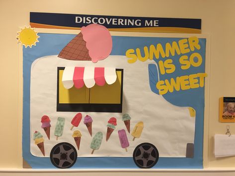 Ice Cream Bulletin Board for Summer Ice Cream Bulletin Board, Arts And Crafts Summer, Classroom Art Display, Decoration For Classroom, Color Worksheets For Preschool, Holiday Bulletin Boards, Work Bulletin Boards, Summer Bulletin Boards, Classroom Door Ideas