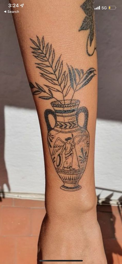 Vase Tattoo Placement, Greek Pot Tattoo, Flower In Vase Tattoo, Vase Back Tattoo, Greek Vase Tattoo, Flower Pot Tattoo, Vase Tattoo Design, Flower Vase Tattoo, Vase Tattoo