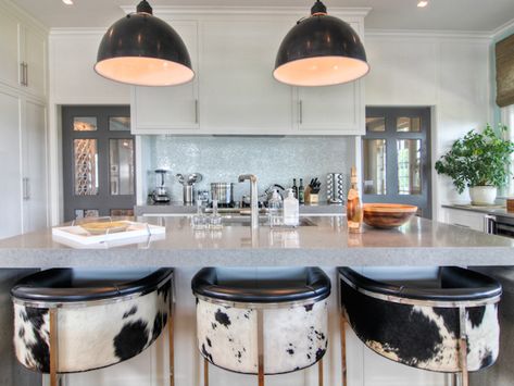 Pendants Over Kitchen Island, Cowhide Bar Stools, Transitional Bar, Cow Kitchen Decor, Back Kitchen, Dining Room Modern, Funky Living Rooms, Cow Kitchen, Contemporary Stools