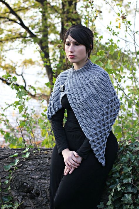 CROCHET PATTERN: Crocodile Stitch Capelet by bonitapatterns