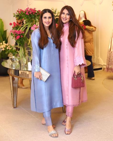 Dress Patern, Ansab Jahangir, Raw Silk Dress, Trendy Party Dresses, Lace Suit, Fashion Dresses Formal, Pakistani Dresses Online, Indian Designer Suits, Pakistani Fashion Casual