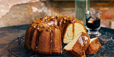 Vanilla Bean Cake with Pecan Praline Glaze | Better Homes & Gardens Praline Glaze, Pumpkin Bundt Cake Recipes, Cake Glaze, Vanilla Bean Cake, Pecan Desserts, Vanilla Bean Cakes, Bean Cake, Pecan Praline, Mini Bundt Cakes