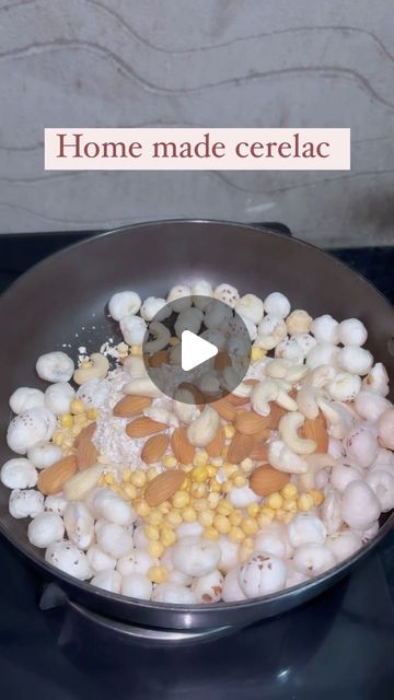 Homemade Cerelac For 6 Month Babies, Home Made Cerelac For Babies, Home Made Baby Food 4-6 Months, 8 Month Baby Food Ideas, Home Made Cereal Recipes, Baby Meals 1 Year, 6 Months Baby Food Recipes, Baby Cereal Recipes, Home Made Baby Food