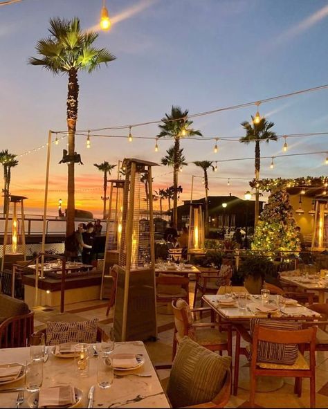 Best Food In San Diego, Best Restaurants In San Diego, San Diego Dinner Restaurants, Food In San Diego, San Diego Restaurants With A View, Restaurants In San Diego, La Jolla Restaurants With A View, Weekend In San Diego, San Diego Beach Aesthetic