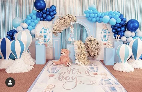 Air Balloon Baby Shower Theme, Hot Air Balloon Party Decorations, Baby Shower Decorations Neutral, Air Balloon Party, Baby Boy Decorations, Bday Decor, New Week New Goals, Hot Air Balloon Party